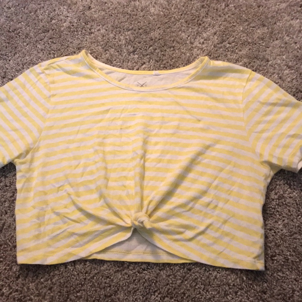 striped pacsun shirt:)